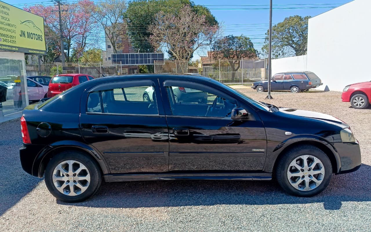 imagem-https://www.socarrao.com.br/sc-vehicle-images-prod/3417018/1787605240147-OGRjMTgzN2ItYmNlNS00MjRkLWFkMDctNTI4MjA4NWNlODBkLmpwZw.jpg