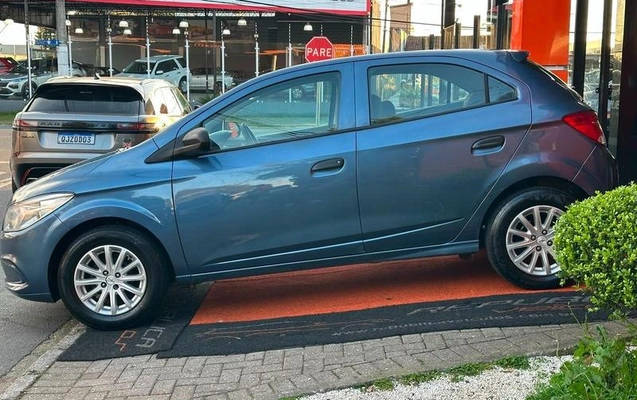 imagem-https://www.socarrao.com.br/sc-vehicle-images-prod/3417019/1788551852654-8327924_14_B_d9db4bc0d6.jpeg