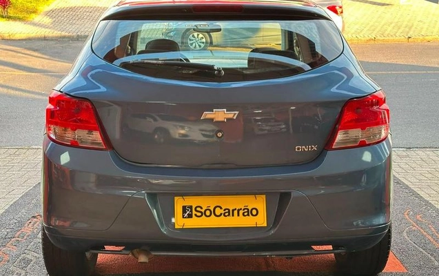 imagem-https://www.socarrao.com.br/sc-vehicle-images-prod/3417019/1788551852661-8327924_14_B_8ece0bc470.jpeg