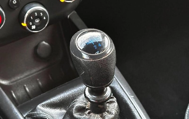 imagem-https://www.socarrao.com.br/sc-vehicle-images-prod/3417019/1788551852668-8327924_3_B_5e4b6c762b.jpeg