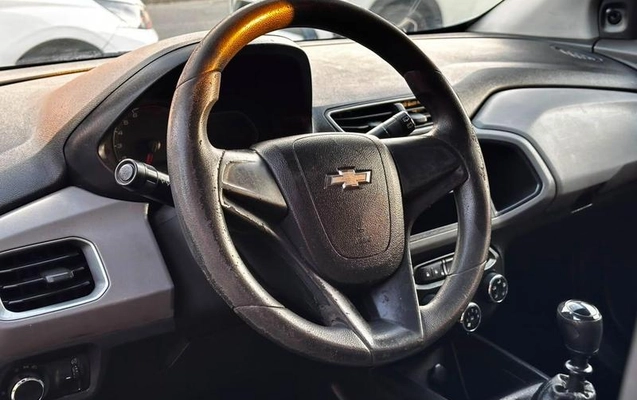 imagem-https://www.socarrao.com.br/sc-vehicle-images-prod/3417019/1788551852673-8327924_1_B_b6fa4ddcc1.jpeg