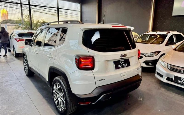 imagem-https://www.socarrao.com.br/sc-vehicle-images-prod/3417039/1787605309755-8083064_6_B_340bfe67f7.jpeg