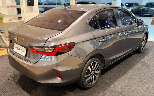 imagem-https://www.socarrao.com.br/sc-vehicle-images-prod/3417188/1787769862259-8412505_1_B_fdf2120680.jpeg