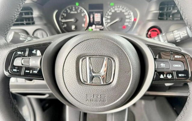 imagem-https://www.socarrao.com.br/sc-vehicle-images-prod/3417189/1789672940328-8412533_3_B_6561a48ee9.jpeg