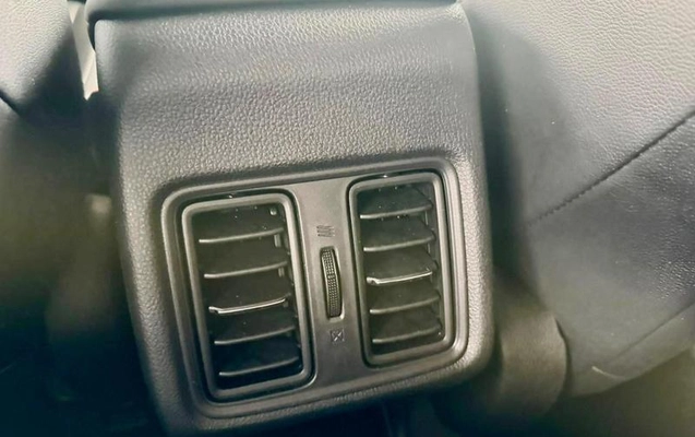 imagem-https://www.socarrao.com.br/sc-vehicle-images-prod/3417189/1789672940331-8412533_13_B_38fd26de4a.jpeg
