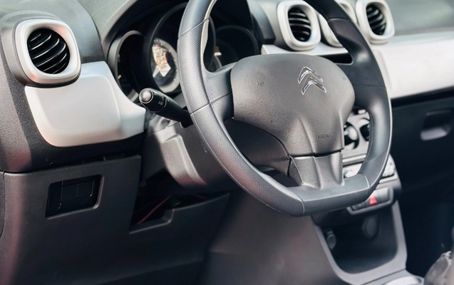 imagem-https://www.socarrao.com.br/sc-vehicle-images-prod/3417190/1787606421018-gb-5ced1be.jpeg