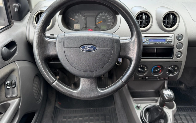 imagem-https://www.socarrao.com.br/sc-vehicle-images-prod/3417192/1788987580486-26c594a7b98d459b8fd5c43d56c78ed7_1788987392278.jpg