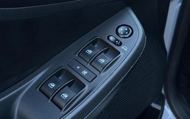 imagem-https://www.socarrao.com.br/sc-vehicle-images-prod/3417199/1788212262067-8405774_16_B_728f09eb95.jpeg