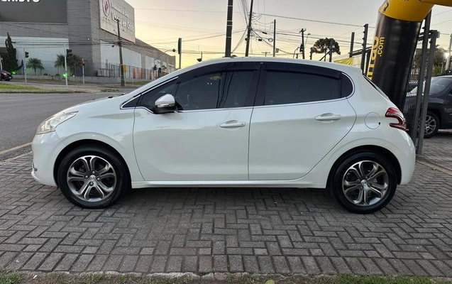 imagem-https://www.socarrao.com.br/sc-vehicle-images-prod/3417233/1789594716578-8405743_2_B_5baa49218d.jpeg