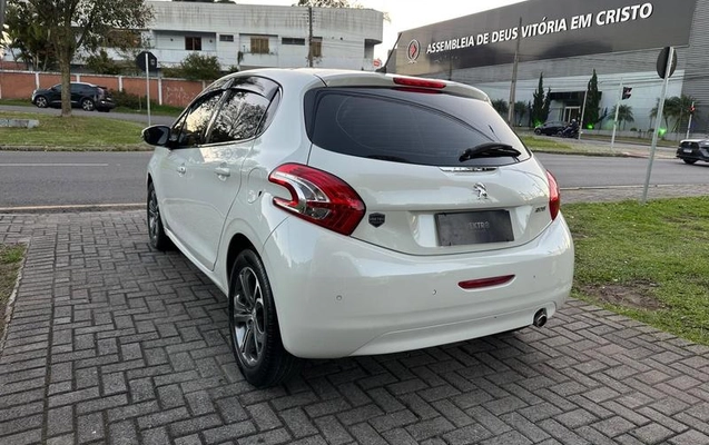 imagem-https://www.socarrao.com.br/sc-vehicle-images-prod/3417233/1789594716583-8405743_6_B_27dc610c3b.jpeg