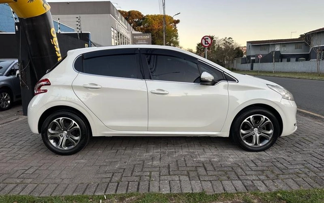 imagem-https://www.socarrao.com.br/sc-vehicle-images-prod/3417233/1789594716584-8405743_7_B_b61ab9f534.jpeg
