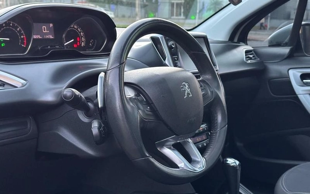 imagem-https://www.socarrao.com.br/sc-vehicle-images-prod/3417233/1789594716585-8405743_8_B_f362335e36.jpeg