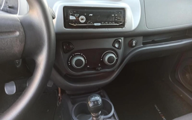 imagem-https://www.socarrao.com.br/sc-vehicle-images-prod/3417377/1790352646168-8412603_12_B_969a5506fc.jpeg