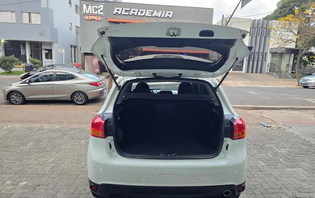 imagem-https://www.socarrao.com.br/sc-vehicle-images-prod/3417451/1787608149620-8361377_7_B_360f6e6b88.jpeg