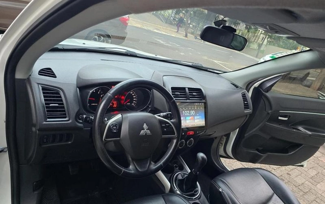 imagem-https://www.socarrao.com.br/sc-vehicle-images-prod/3417451/1787608149630-8361377_14_B_a106cdb26f.jpeg