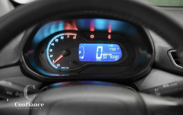 imagem-https://www.socarrao.com.br/sc-vehicle-images-prod/3417943/1789227498688-8402875_14_B_d2fda0841f.jpeg