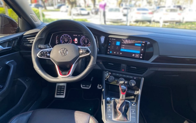 imagem-https://www.socarrao.com.br/sc-vehicle-images-prod/3417984/1787610047377-integration-api-CkPizpuCW5qOfyT8eBhMqm7Mf1CVfoBT.jpg