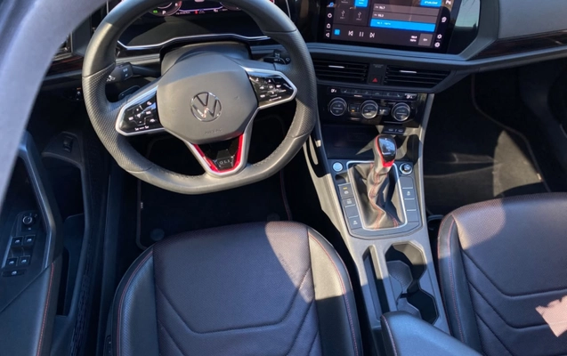 imagem-https://www.socarrao.com.br/sc-vehicle-images-prod/3417984/1787610047380-integration-api-muVrfwFVgDoLdNUeGiy9UpsyD9a7J01Y.jpg
