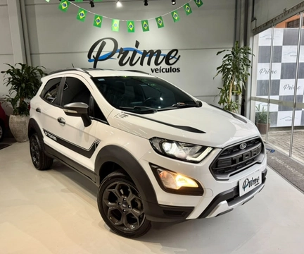 Ford EcoSport 2019 Branco — foto 1 de 3