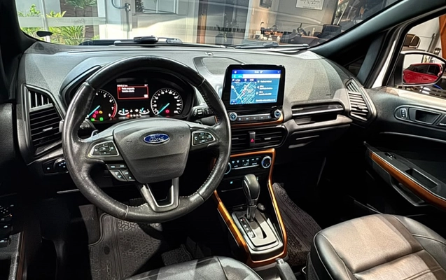 imagem-https://www.socarrao.com.br/sc-vehicle-images-prod/3418044/1787610190252-5_072237.jpg