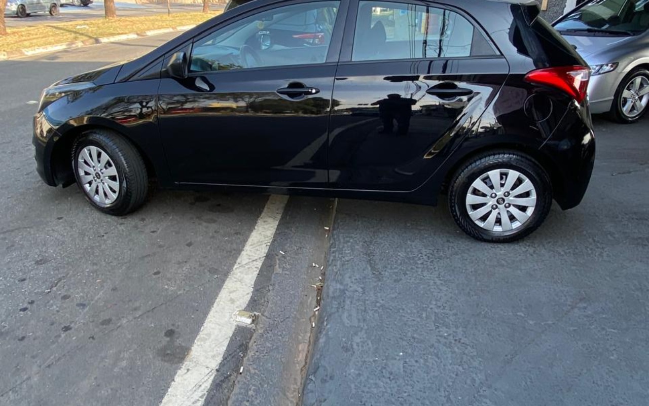 imagem-https://www.socarrao.com.br/sc-vehicle-images-prod/3418535/1787612079375-V2hhdHNBcHAgSW1hZ2UgMjAyNi0wOC0yNCBhdCAxNS41Mi4wMDQzNC5qcGVn.jpeg