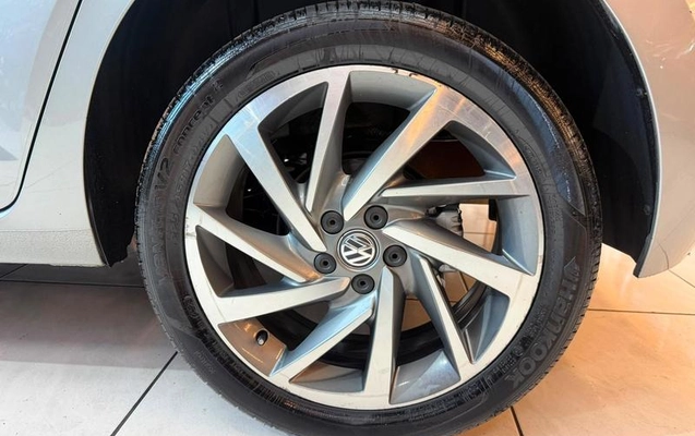 imagem-https://www.socarrao.com.br/sc-vehicle-images-prod/3418764/1787612827540-8387626_8_B_d54a30e3b4.jpeg