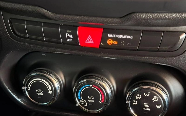 imagem-https://www.socarrao.com.br/sc-vehicle-images-prod/3420188/1788398907024-8412777_9_B_4acc0b7df6.jpeg