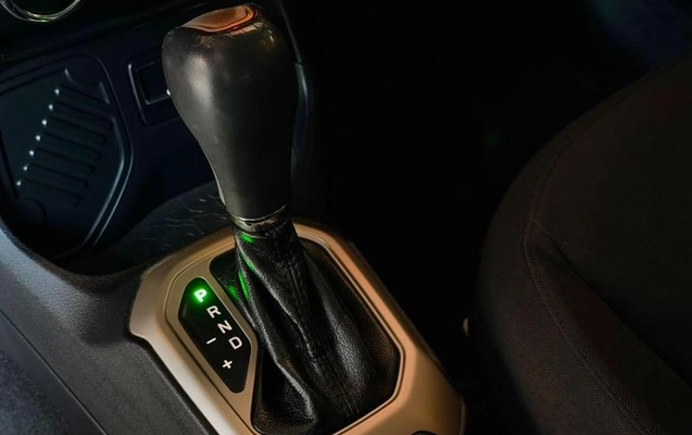 imagem-https://www.socarrao.com.br/sc-vehicle-images-prod/3420188/1788398907027-8412777_15_B_fd6dfc862e.jpeg