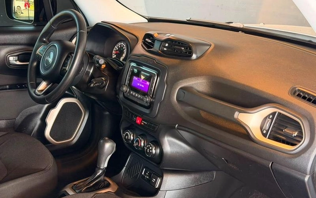 imagem-https://www.socarrao.com.br/sc-vehicle-images-prod/3420188/1788398907032-8412777_17_B_a29768fb5e.jpeg