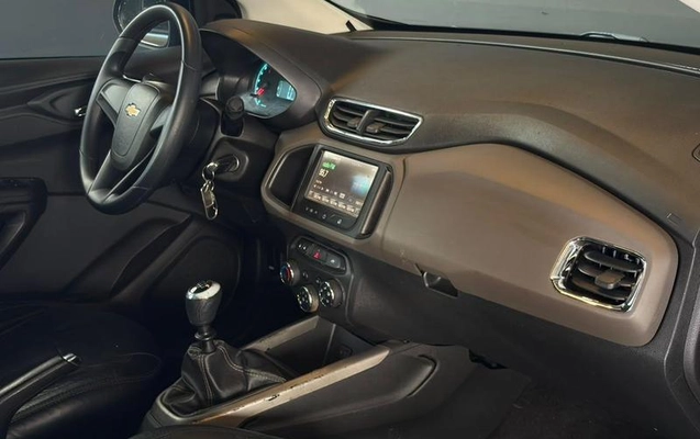 imagem-https://www.socarrao.com.br/sc-vehicle-images-prod/3420528/1790078832534-8387590_10_B_de6c5f53ba.jpeg