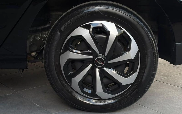 imagem-https://www.socarrao.com.br/sc-vehicle-images-prod/3420528/1790078832536-8387590_13_B_a325b57efb.jpeg