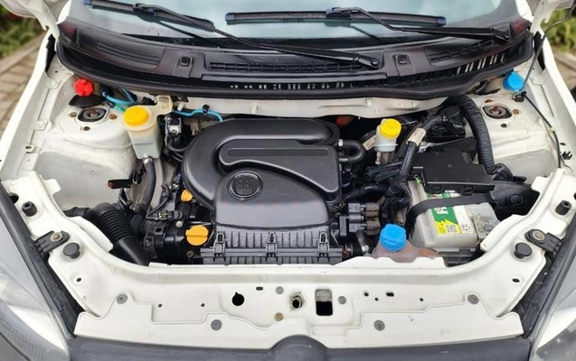 imagem-https://www.socarrao.com.br/sc-vehicle-images-prod/34259/1788634234318-7680289_12_B_89096a96b3.jpeg