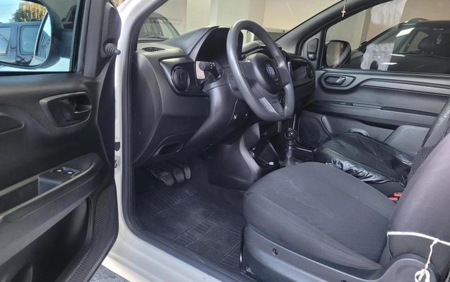 imagem-https://www.socarrao.com.br/sc-vehicle-images-prod/3430560/1789212847788-8412953_7_B_f924a02d8b.jpeg