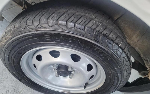 imagem-https://www.socarrao.com.br/sc-vehicle-images-prod/3430560/1789212847793-8412953_13_B_2d45f845e2.jpeg
