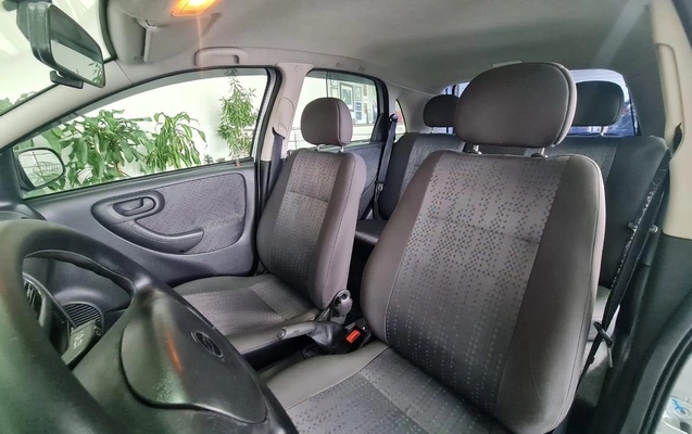 imagem-https://www.socarrao.com.br/sc-vehicle-images-prod/3430712/1787660142972-042ddaf2add24fd2a4ab535464cee5a5_1787659922360.jpg