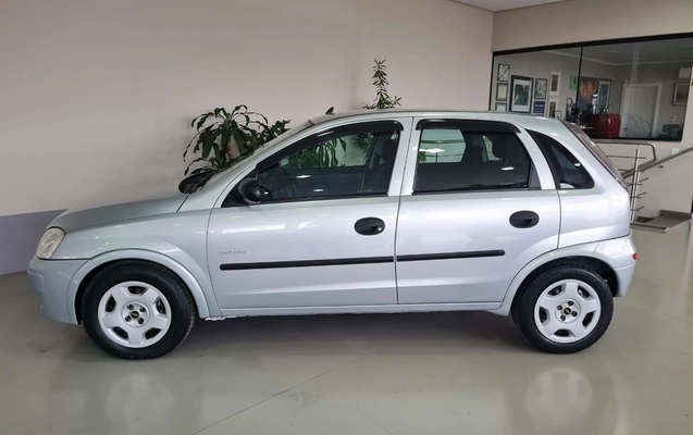 imagem-https://www.socarrao.com.br/sc-vehicle-images-prod/3430712/1787660142977-b2cde43bdec146ecb8877120ba9faf77_1787659922396.jpg