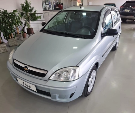 Chevrolet Corsa 2008 Prata — foto 1 de 3