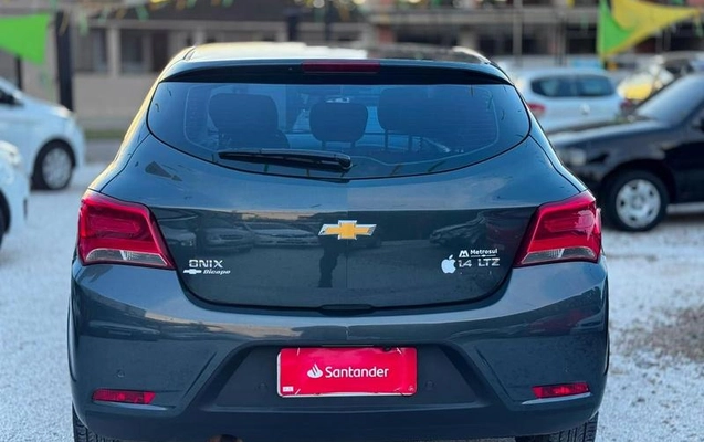 imagem-https://www.socarrao.com.br/sc-vehicle-images-prod/3430714/1787660882228-8407771_5_B_4fbe3e6865.jpeg