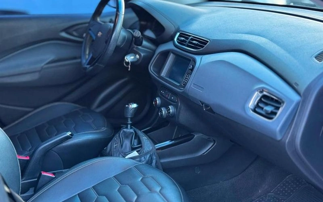 imagem-https://www.socarrao.com.br/sc-vehicle-images-prod/3430714/1787660882229-8407771_6_B_c97fccd69c.jpeg