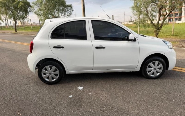 imagem-https://www.socarrao.com.br/sc-vehicle-images-prod/3430807/1788011186851-8411765_4_B_050d67310e.jpeg