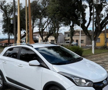 Hyundai HB20X 2014 Branco — foto 1 de 3