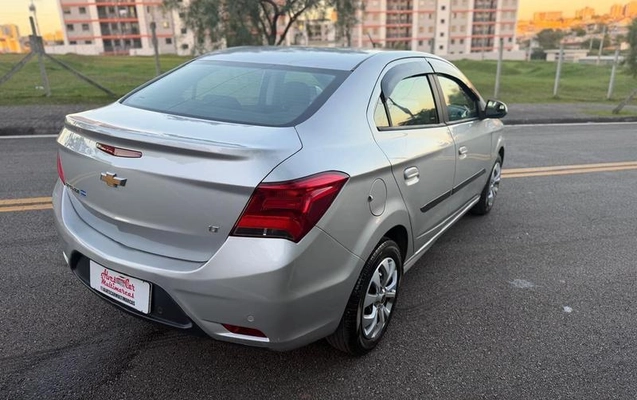 imagem-https://www.socarrao.com.br/sc-vehicle-images-prod/3430826/1788470476742-8407981_5_B_f79e3a8f71.jpeg