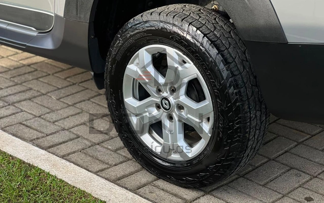 imagem-https://www.socarrao.com.br/sc-vehicle-images-prod/3430987/1787661136422-2f5574a4814e4a0c9c13b11dd844c076_1787661057975.jpg