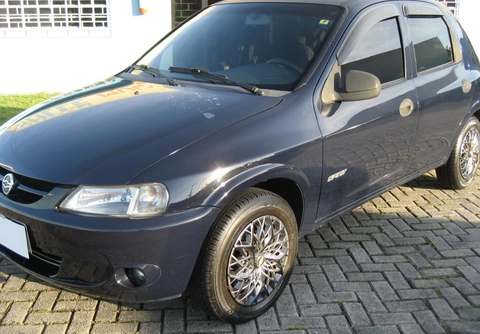 Chevrolet Celta 2005 Azul — foto 1 de 3