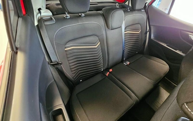 imagem-https://www.socarrao.com.br/sc-vehicle-images-prod/3431009/1788615458148-8413091_12_B_86b5db26cf.jpeg