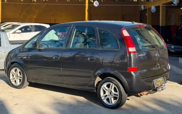 imagem-https://www.socarrao.com.br/sc-vehicle-images-prod/3431118/1787661498845-8250262_5_B_bbeb37ba55.jpeg
