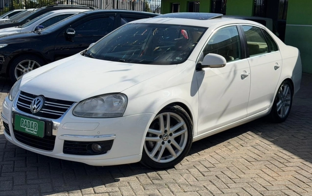 imagem-https://www.socarrao.com.br/sc-vehicle-images-prod/3431231/1787661893863-cegbAvwjTCWqhXofaAxl1yg4KQ13a8Vo.jpg