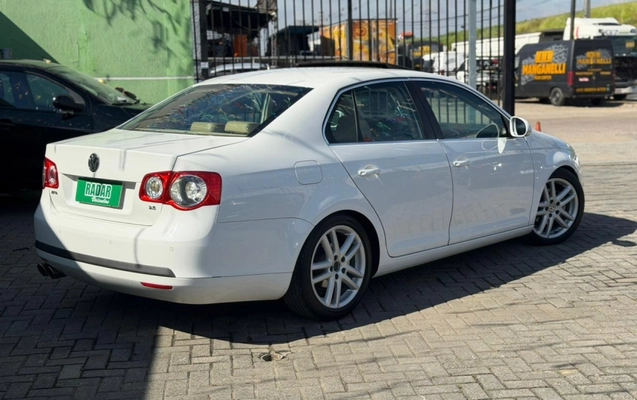 imagem-https://www.socarrao.com.br/sc-vehicle-images-prod/3431231/1787661893867-FTvZCbu9HgHWRBoUNjBVWkjmqnZAd9ds.jpg