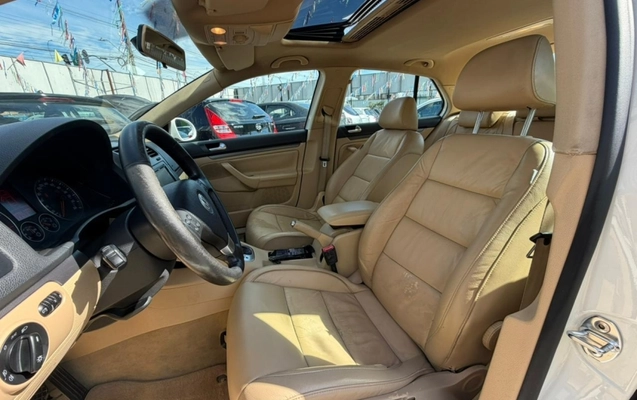imagem-https://www.socarrao.com.br/sc-vehicle-images-prod/3431231/1787661893868-4XBgeKbRXAqjDiZUVOwgdyvv1PLhJatt.jpg