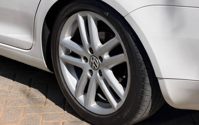 imagem-https://www.socarrao.com.br/sc-vehicle-images-prod/3431231/1787661893876-mX7iCQkwgnQ7J9Xln2zkNDnaU3ICVvm1.jpg